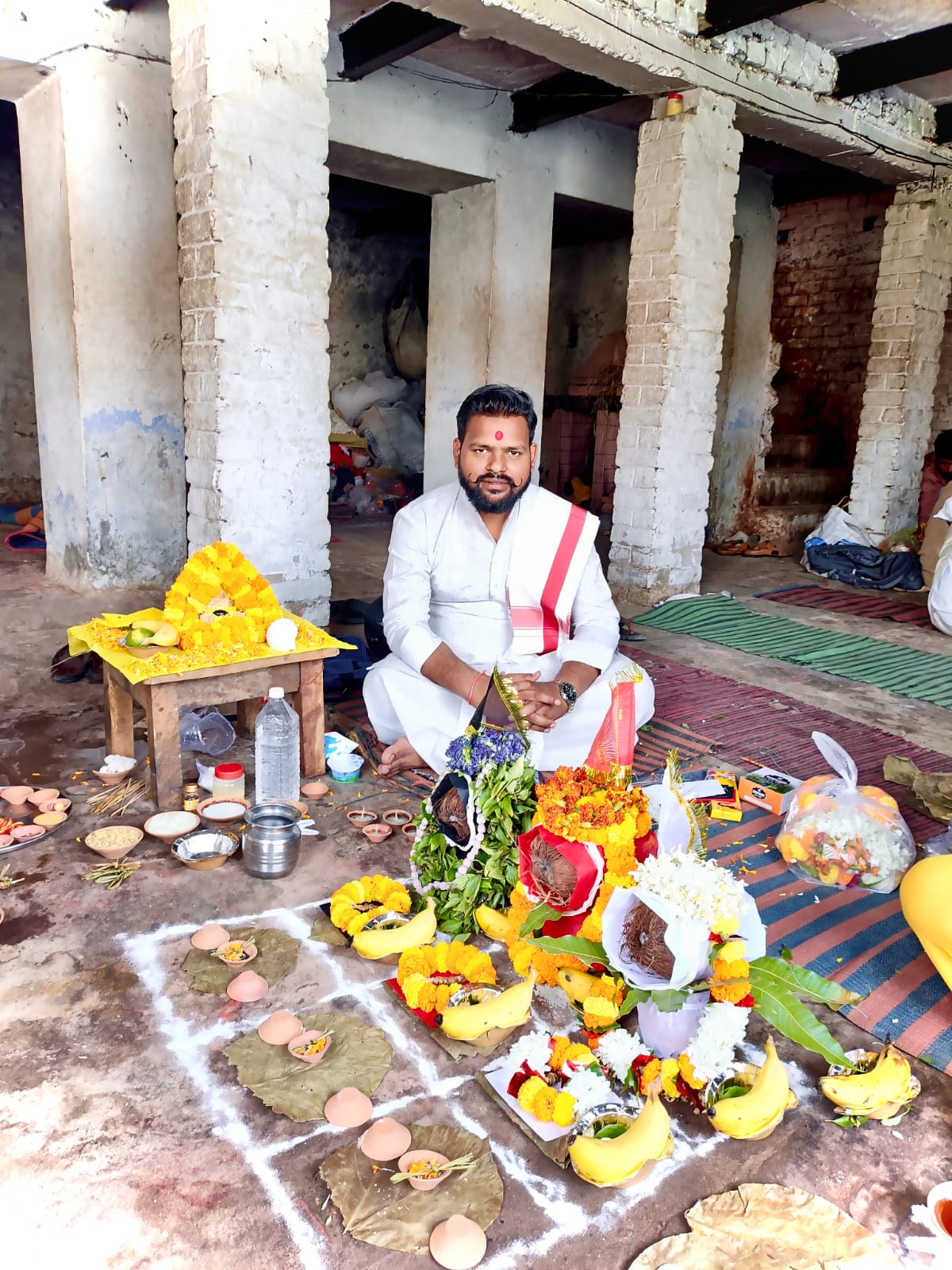 Vedic puja with sacred lamps in Varanasi